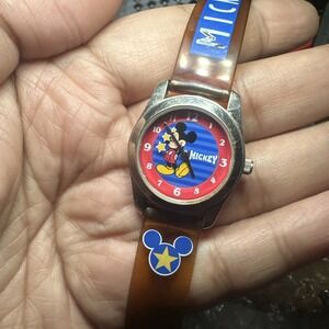 Working Vintage Disney by SII MU0801 Quartz Red/blue Dial Unisex 27mm Watch 6.5"